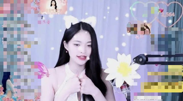 Một nữ streamer vừa phải chịu án đắng bởi hành vi không tưởng - Ảnh 3. Một nữ streamer vừa phải chịu án đắng bởi hành vi không tưởng - Ảnh 3.