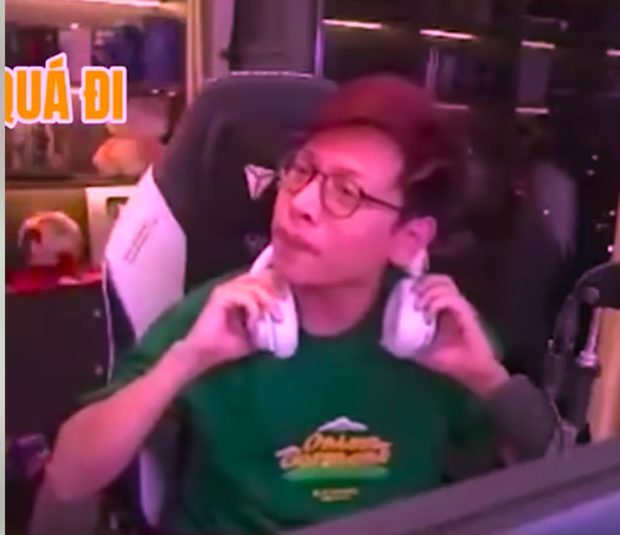 Minh Nghi tìm ra cách phá khiên người Mìn, hạn chế tiếng ồn thảm hoạ khi chơi game - Ảnh 4. Minh Nghi tìm ra cách phá khiên người Mìn, hạn chế tiếng ồn thảm hoạ khi chơi game - Ảnh 4.