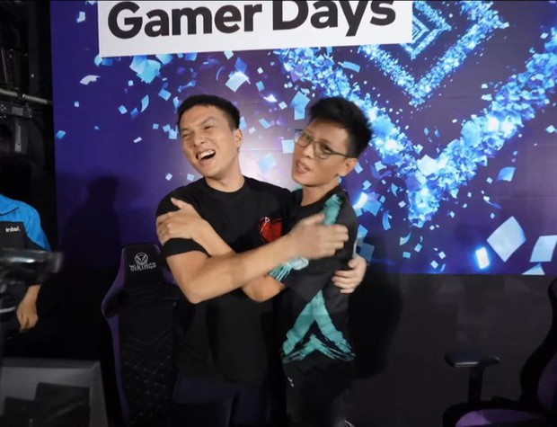 Đối diện với người thứ ba, Minh Nghi bất lực khiến dân tình cười ra nước mắt - Ảnh 2. Đối diện với người thứ ba, Minh Nghi bất lực khiến dân tình cười ra nước mắt - Ảnh 2.