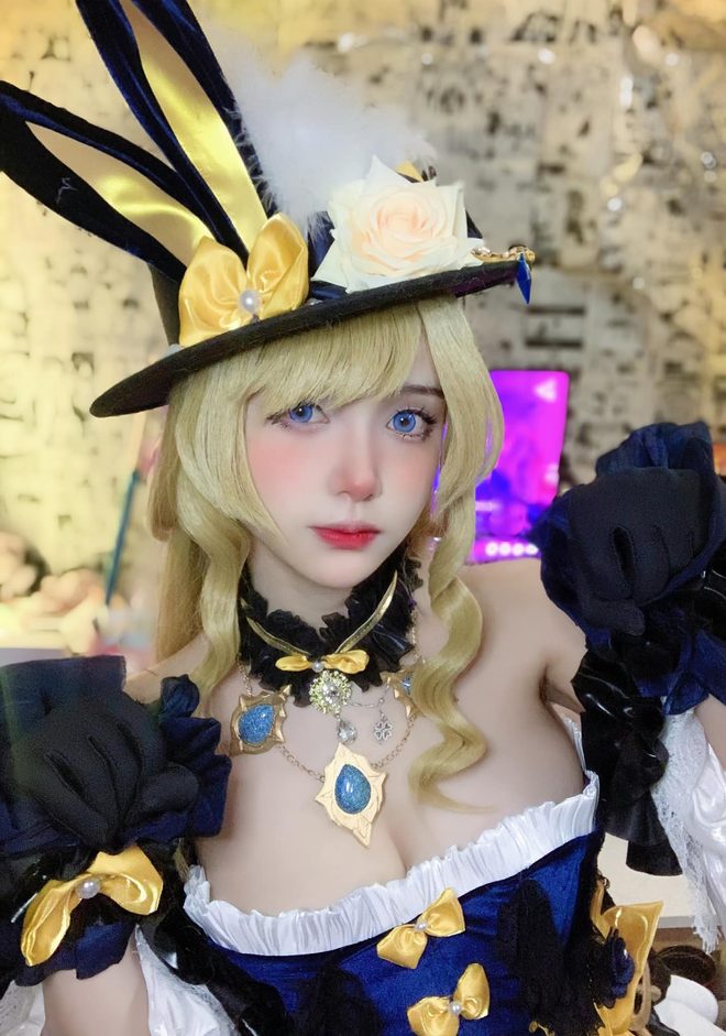 Tiếp tục xuất hiện với tạo hình “ero” cực bạo, nữ coser này lại khiến nhiều anh em điêu đứng - Ảnh 5.