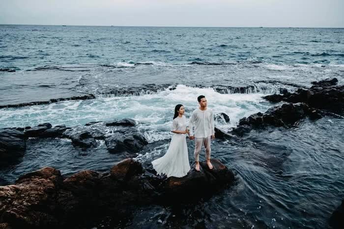 photo-5-160553795352453772030-1670420556389-1670420557346784197509-1670542509669-16705425098511759785330 Những chuyện tình càng yêu lâu càng bền chặt của dàn tuyển thủ, streamer nổi tiếng photo 5 160553795352453772030 1670420556389 1670420557346784197509 1670542509669 16705425098511759785330