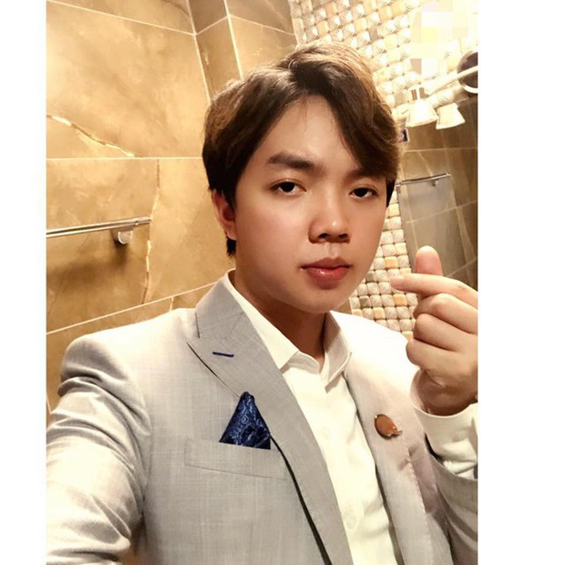 Chuyện tình tuyển thủ ADC - Kim Chung Phan: Từ cặp đôi thị phi đến mối tình nhiều người ước! - Ảnh 1. Chuyện tình tuyển thủ ADC - Kim Chung Phan: Từ cặp đôi thị phi đến mối tình nhiều người ước! - Ảnh 1.