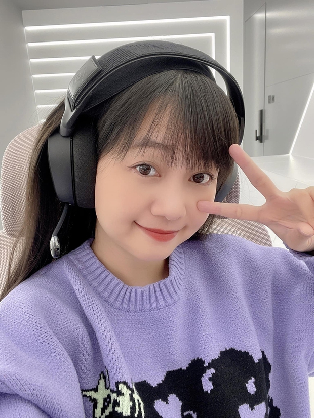 Nữ streamer lười nhất làng game, sau một năm off sóng mới thừa nhận lý do - Ảnh 1. Nữ streamer lười nhất làng game, sau một năm off sóng mới thừa nhận lý do - Ảnh 1.