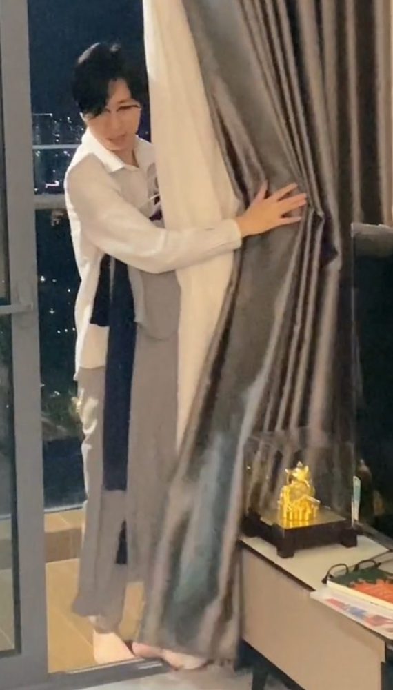 Lộ diện cô gái có đặc quyền vào nhà riêng của ViruSs, không ngại khoe khoảnh khắc chỉ có hai người - Ảnh 1. Lộ diện cô gái có đặc quyền vào nhà riêng của ViruSs, không ngại khoe khoảnh khắc chỉ có hai người - Ảnh 1.