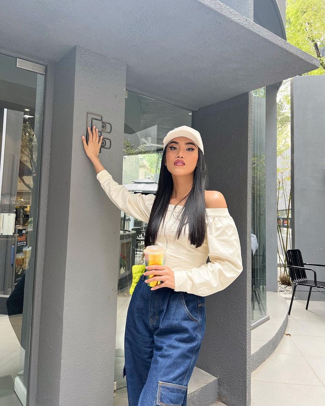 photo-9-16911468678461282539630-1691295401872-16912954021811711161537 "Cô gái Việt 26 tuổi yêu tỷ phú 72 tuổi" không còn ở nhà bạn trai, nhắc đến kết hôn với thái độ này photo 9 16911468678461282539630 1691295401872 16912954021811711161537