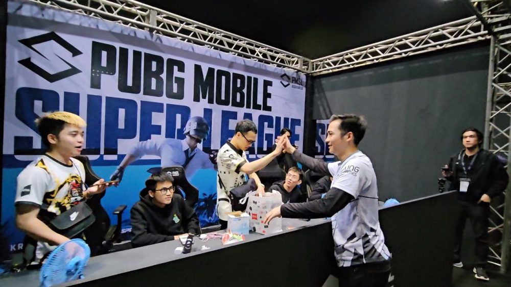 Chơi cống hiến, thi đấu bùng nổ ở đấu trường quốc tế, tuyển thủ Việt nhận cơn mưa lời khen - Ảnh 1. Chơi cống hiến, thi đấu bùng nổ ở đấu trường quốc tế, tuyển thủ Việt nhận cơn mưa lời khen - Ảnh 1.