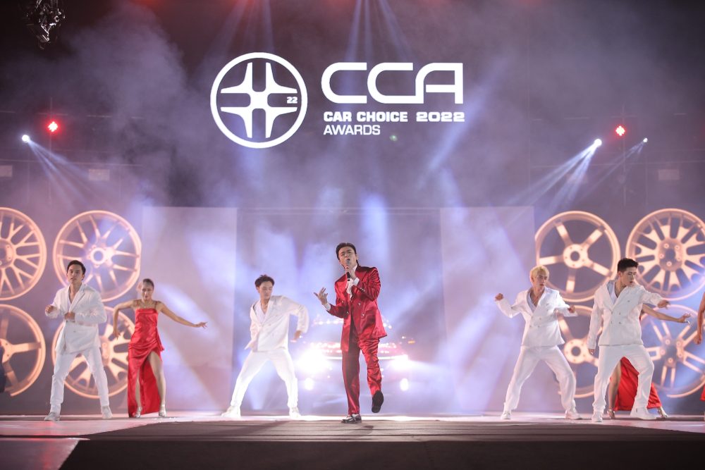 Hot streamer, TikToker bất ngờ trước sự hoành tráng của Gala CCA 2022 - Ảnh 2.