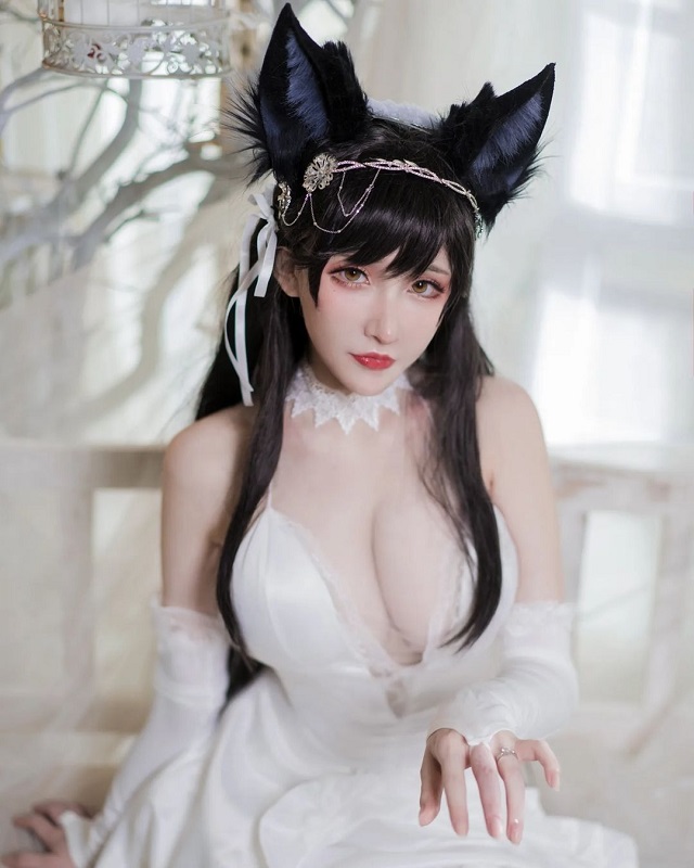 Nữ hot girl Trung Quốc cosplay Atago cực kỳ quyến rũ làm fan "chết mê chết mệt" q 7
