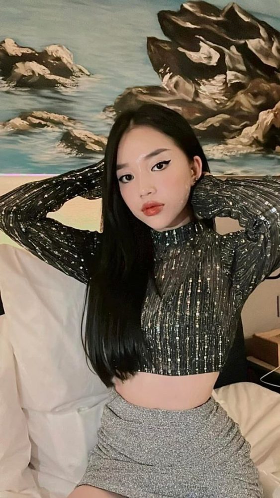 Dân mạng xuýt xoa với body hoàn hảo của Linh Ngọc Đàm trong bộ ảnh mới q15 11