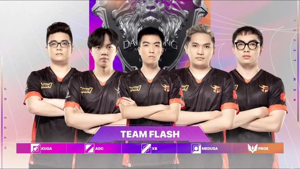 Liên Quân Mobile: Team Flash thua đậm trước V Gaming, ProE lại lên tiếng xin lỗi q15 12