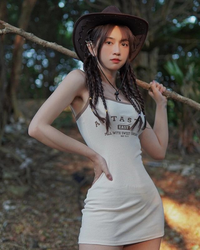 q16-7 Lê Bống có phản ứng chuẩn top 10 Hoa hậu khi được công khai hỏi giá "đi khách" q16 7