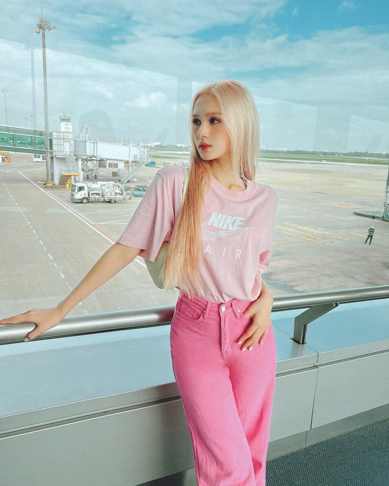 q210-4 Ngắm nhìn hình ảnh những lần Xoài Non diện đồ màu hồng khiến fan phải "trầm trồ" khen ngợi q210 4