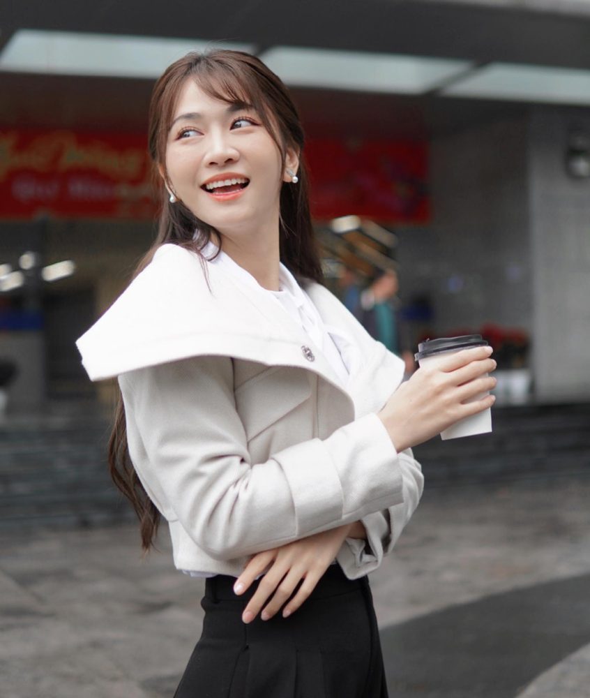 q23-4 Lê Bống với thần thái xinh đẹp và nụ cười tỏa nắng làm fan hâm mộ "xao xuyến" q23 4