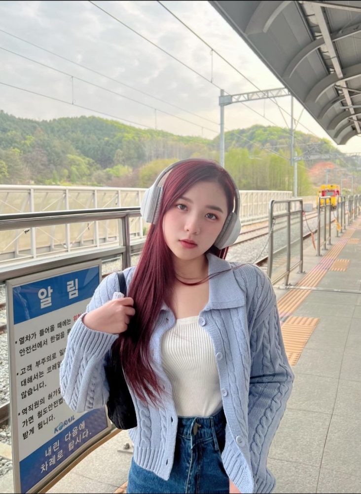 MC Phương Thảo xinh đẹp, dễ thương khiến dân mạng hết lời khen ngợi q29