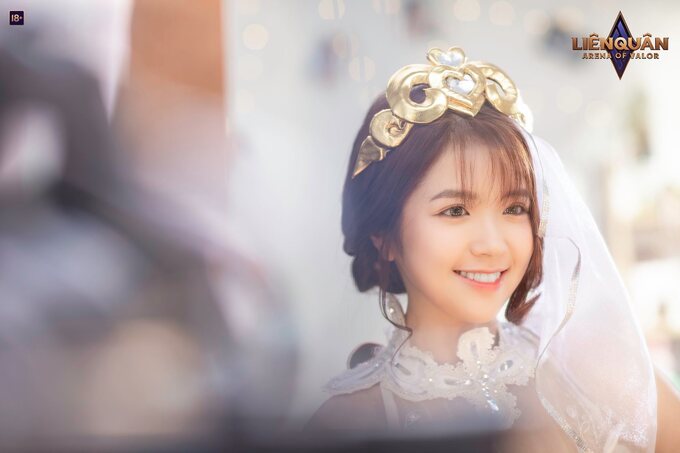 q58 Suni Hạ Linh cosplay Violet Vợ Người Ta: Cô dâu đẹp nhất Liên Quân Mobile q58