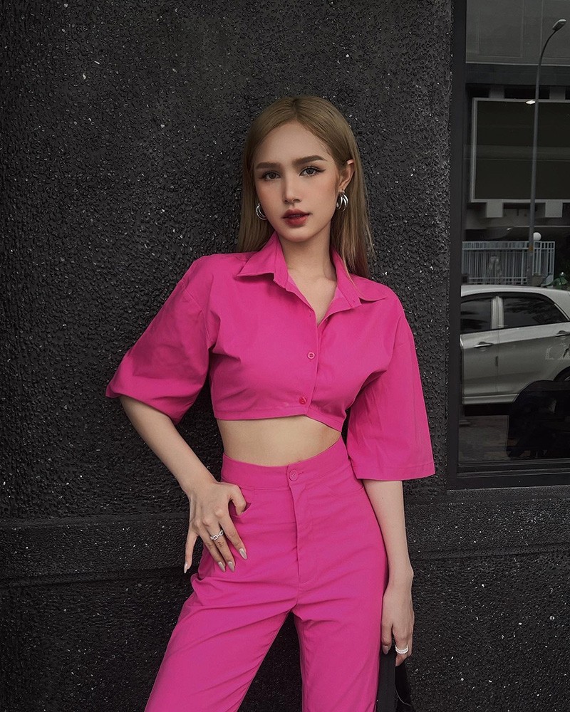 q66-1 Ngắm nhìn hình ảnh những lần Xoài Non diện đồ màu hồng khiến fan phải "trầm trồ" khen ngợi q66 1