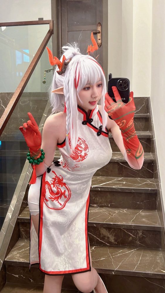 r3-2 Ngắm nhìn bộ ảnh cosplay cực kỳ xinh đẹp, dễ thương của cô nàng Cheryl r3 2