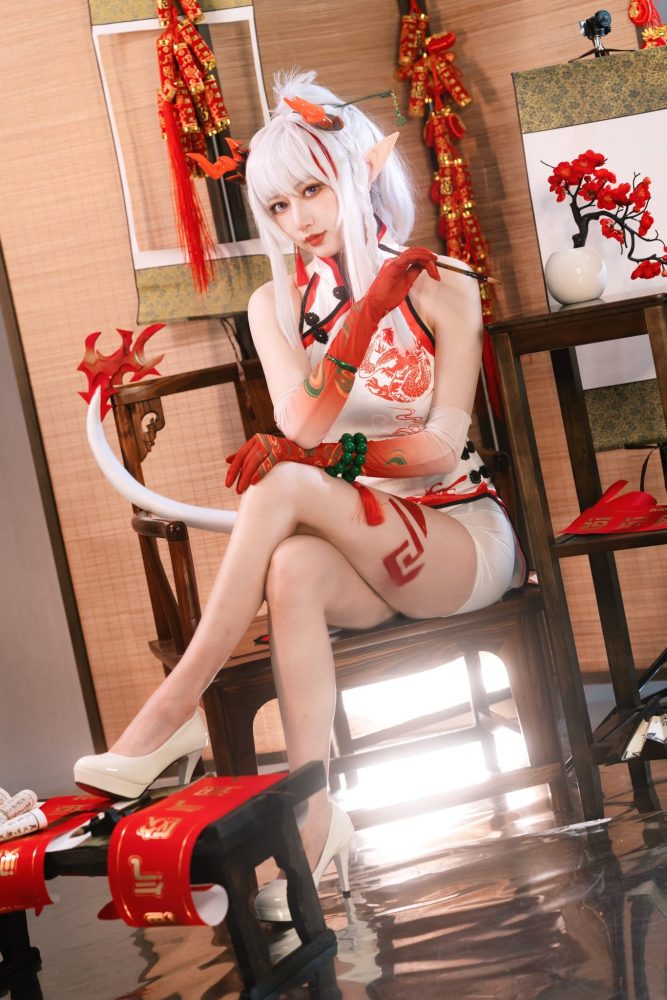 r4-1 Ngắm nhìn bộ ảnh cosplay cực kỳ xinh đẹp, dễ thương của cô nàng Cheryl r4 1