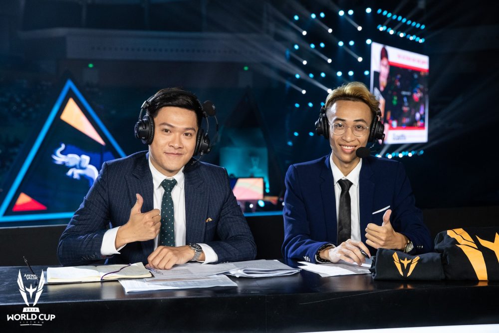 s11-5 BLV Hoàng Sơn cầu hôn bạn gái: Chuẩn bị làm "chồng người ta" s11 5