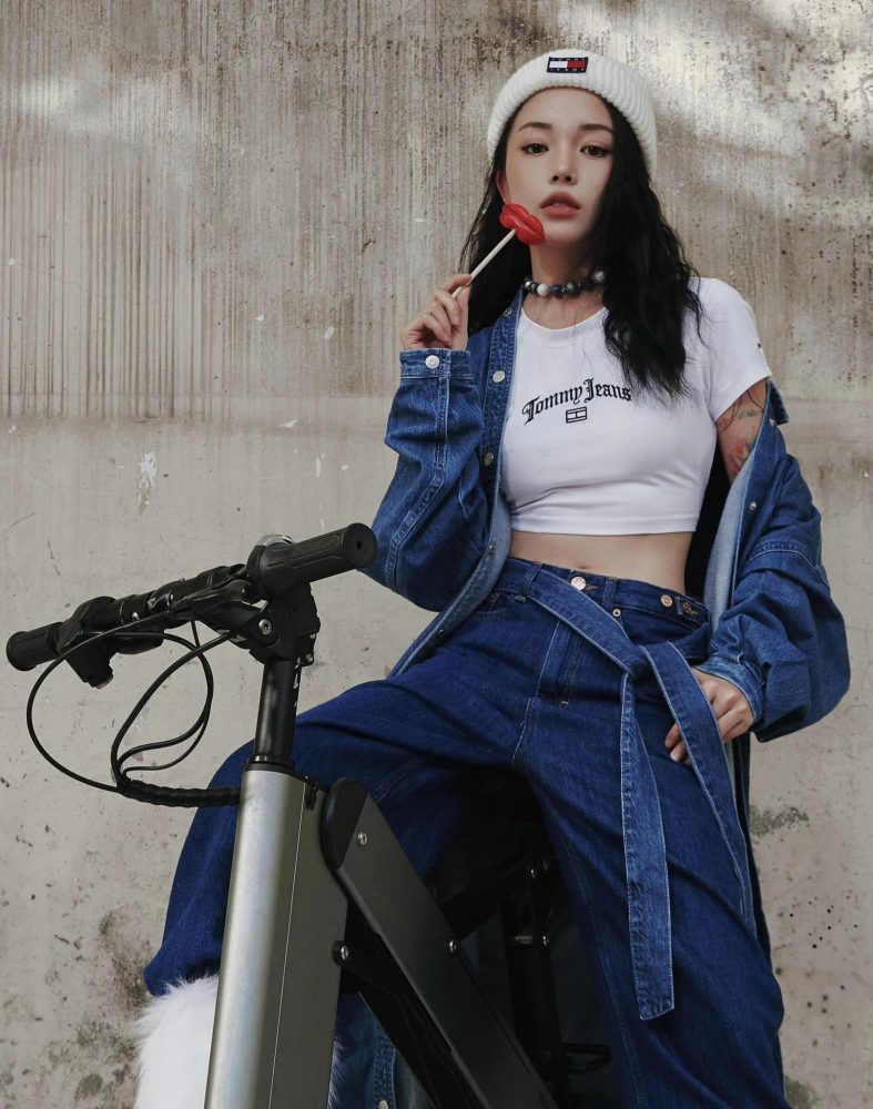 Linh Ngọc Đàm khoe ảnh với phong cách cực kỳ sexy, cá tính khiến dân mạng "trầm trồ" s22 2