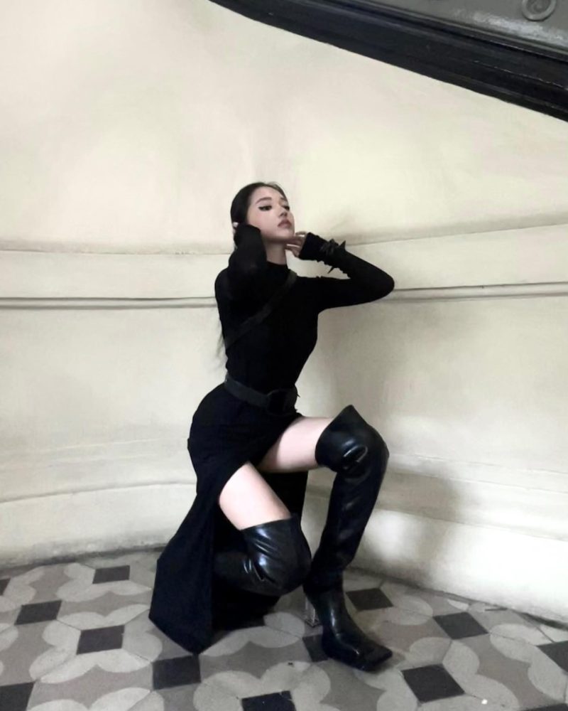 s31-3 Linh Ngọc Đàm khoe dáng "chuẩn người mẫu" nhận được "cơn mưa" lời khen ngợi từ dân mạng s31 3