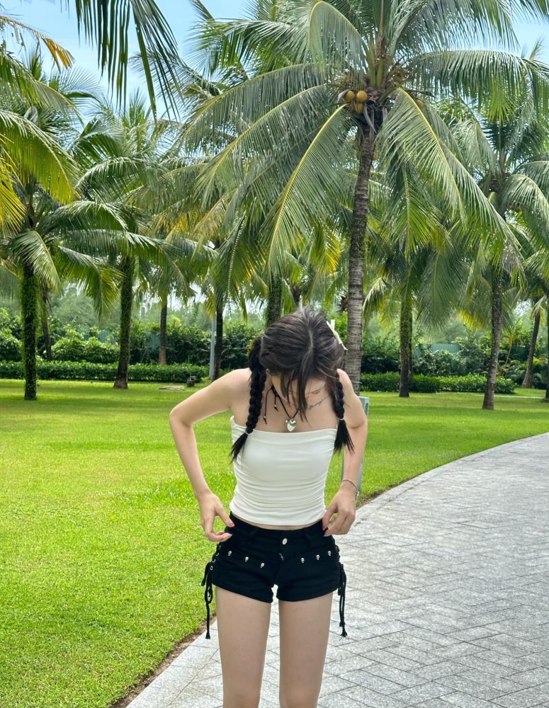 s31 Mèo Sao Hỏa đăng ảnh khoe dáng nuột, eo thon khiến cộng đồng mạng "đứng ngồi không yên" s31