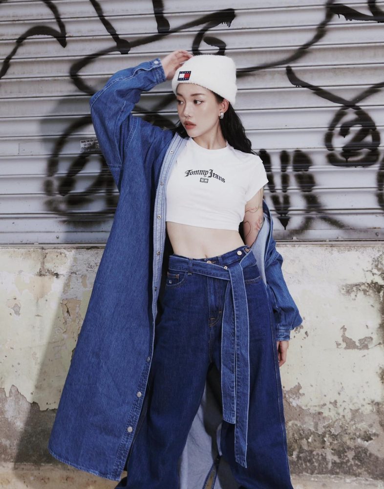 Linh Ngọc Đàm khoe ảnh với phong cách cực kỳ sexy, cá tính khiến dân mạng "trầm trồ" s32 2