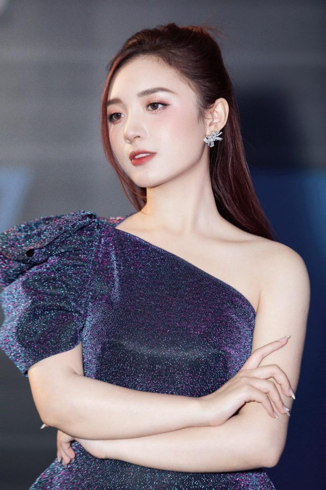 MC Phương Thảo với sắc vóc đỉnh cao, thần thái sang chảnh chiếm trọn trái tim game thủ Việt s34 2