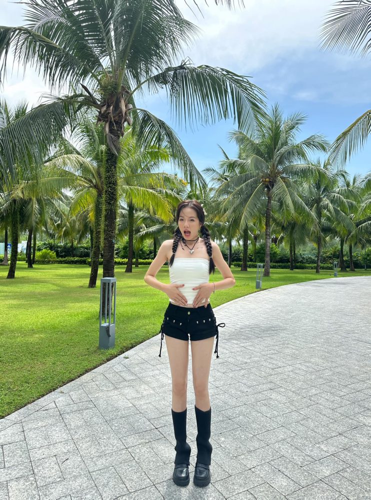 s41-1 Mèo Sao Hỏa đăng ảnh khoe dáng nuột, eo thon khiến cộng đồng mạng "đứng ngồi không yên" s41 1