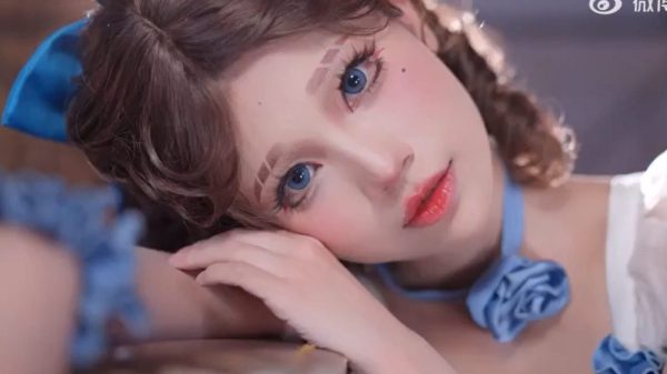 Ngắm nhìn bộ ảnh cosplay cực kỳ sexy, quyến rũ của cô nàng Kouno Hana screenshot 20 20 png