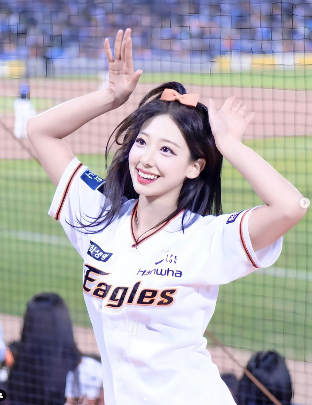 Đeo khẩu trang kín mít vẫn "gây sốt", diện mạo thật sự của hot girl khiến người xem thêm phần ngây ngất - Ảnh 3. Đeo khẩu trang kín mít vẫn "gây sốt", diện mạo thật sự của hot girl khiến người xem thêm phần ngây ngất - Ảnh 3.