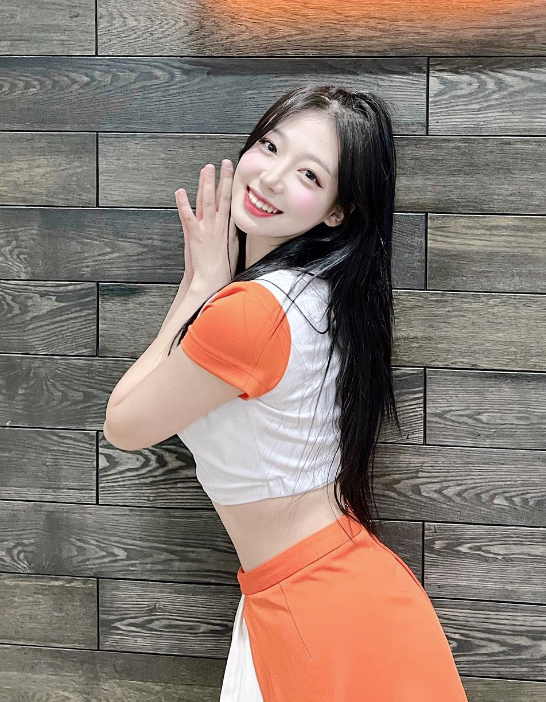 Đeo khẩu trang kín mít vẫn "gây sốt", diện mạo thật sự của hot girl khiến người xem thêm phần ngây ngất - Ảnh 6. Đeo khẩu trang kín mít vẫn "gây sốt", diện mạo thật sự của hot girl khiến người xem thêm phần ngây ngất - Ảnh 6.