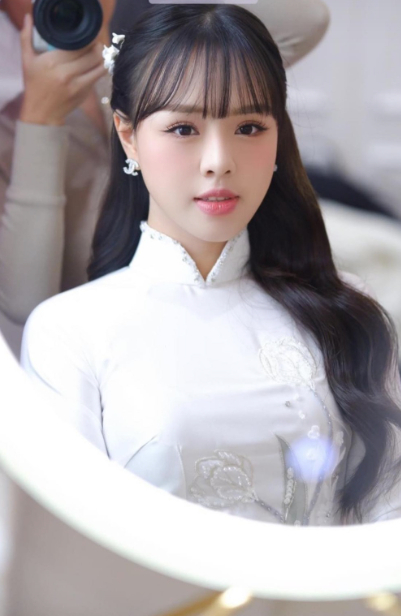 Top các cô dâu gây bão mạng, khiến hội "ăn cưới online" tan chảy với loạt khoảnh khắc xinh đẹp hút hồn - Ảnh 13. Top các cô dâu gây bão mạng, khiến hội "ăn cưới online" tan chảy với loạt khoảnh khắc xinh đẹp hút hồn - Ảnh 13.