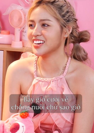 screenshot-920-1687501317552576345554-1687593381655-168759338176156654488 Quản lý nói gì về tin Trần Thanh Tâm sắp kết hôn, đã đưa bạn trai về ra mắt gia đình? screenshot 920 1687501317552576345554 1687593381655 168759338176156654488