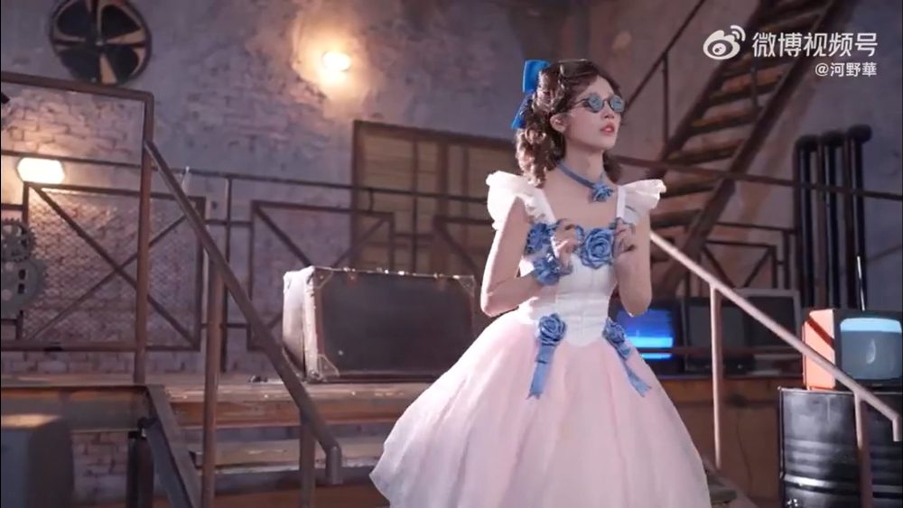 Ngắm nhìn bộ ảnh cosplay cực kỳ sexy, quyến rũ của cô nàng Kouno Hana screenshot20211