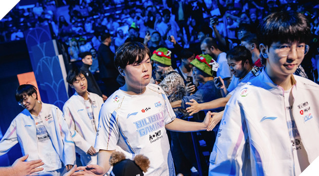 LMHT: Nhieu fan LPL quyet dinh dau hang som sau khi chung kien T1 chien thang Gen.G 2 LMHT: Nhiều fan LPL quyết định đầu hàng sớm sau khi chứng kiến T1 chiến thắng Gen.G