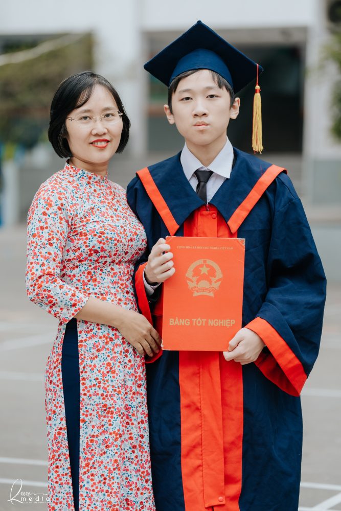 Thích chơi game nhưng học vẫn giỏi, nam sinh xuất sắc trở thành thủ khoa ngôi trường "nhiều thành tích nhất Việt Nam" - Ảnh 2. Thích chơi game nhưng học vẫn giỏi, nam sinh xuất sắc trở thành thủ khoa ngôi trường "nhiều thành tích nhất Việt Nam" - Ảnh 2.