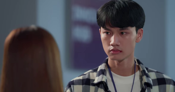 Phim Việt giờ vàng lộ hạt sạn ngớ ngẩn, netizen than trời “phép tính cơ bản mà cũng làm sai” vlcsnap 2024 10 22 15h18m01s758 66229950049300562727464 17318340132501848343495 34 0 640 1158 crop 17318340242621878039432png