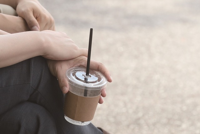 Xu hướng “điểm danh cà phê” khi đi làm bị chỉ trích: Ở Việt Nam rất nhiều người cũng đang thực hiện điều này- Ảnh 1. Xu hướng “điểm danh cà phê” khi đi làm bị chỉ trích: Ở Việt Nam rất nhiều người cũng đang thực hiện điều này- Ảnh 1.