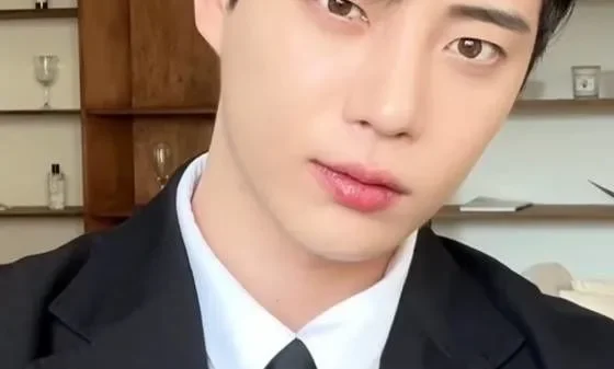 Ẩn khuất vụ mẫu nam nổi tiếng đột ngột qua đời ở tuổi 29 0001152690 001 20250609090112381 8529 4647jpg 1749529360279 1749529362176859294784