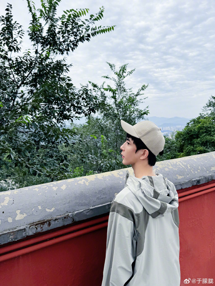 Chính thức: Cảnh sát xác nhận “mỹ nam cổ trang số 1 Trung Quốc” qua đời vì ngã lầu, hình ảnh cuối cùng gây xót xa- Ảnh 2.