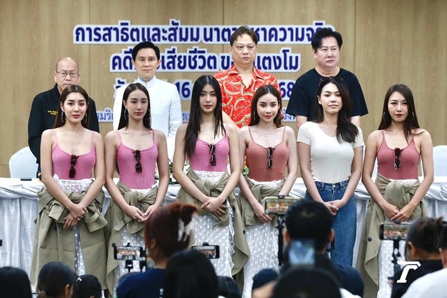 Ông Nawat dựng hiện trường nữ diễn viên Ông Nawat dựng hiện trường nữ diễn viên