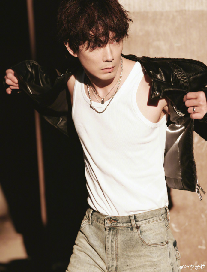 Giám khảo show Trung Quốc chấm điểm thấp khó hiểu cho Phương Mỹ Chi, tranh luận trái chiều khắp MXH- Ảnh 11.