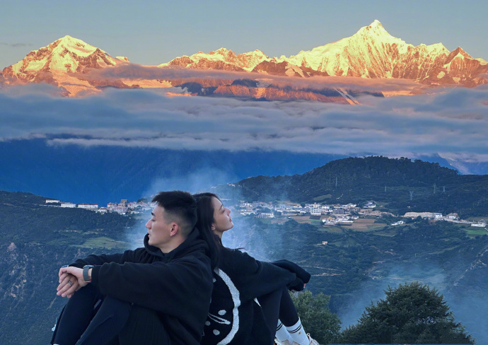 Mỹ nhân Trương Hinh Dư kỷ niệm 7 năm cưới Hà Tiệp- Ảnh 2.