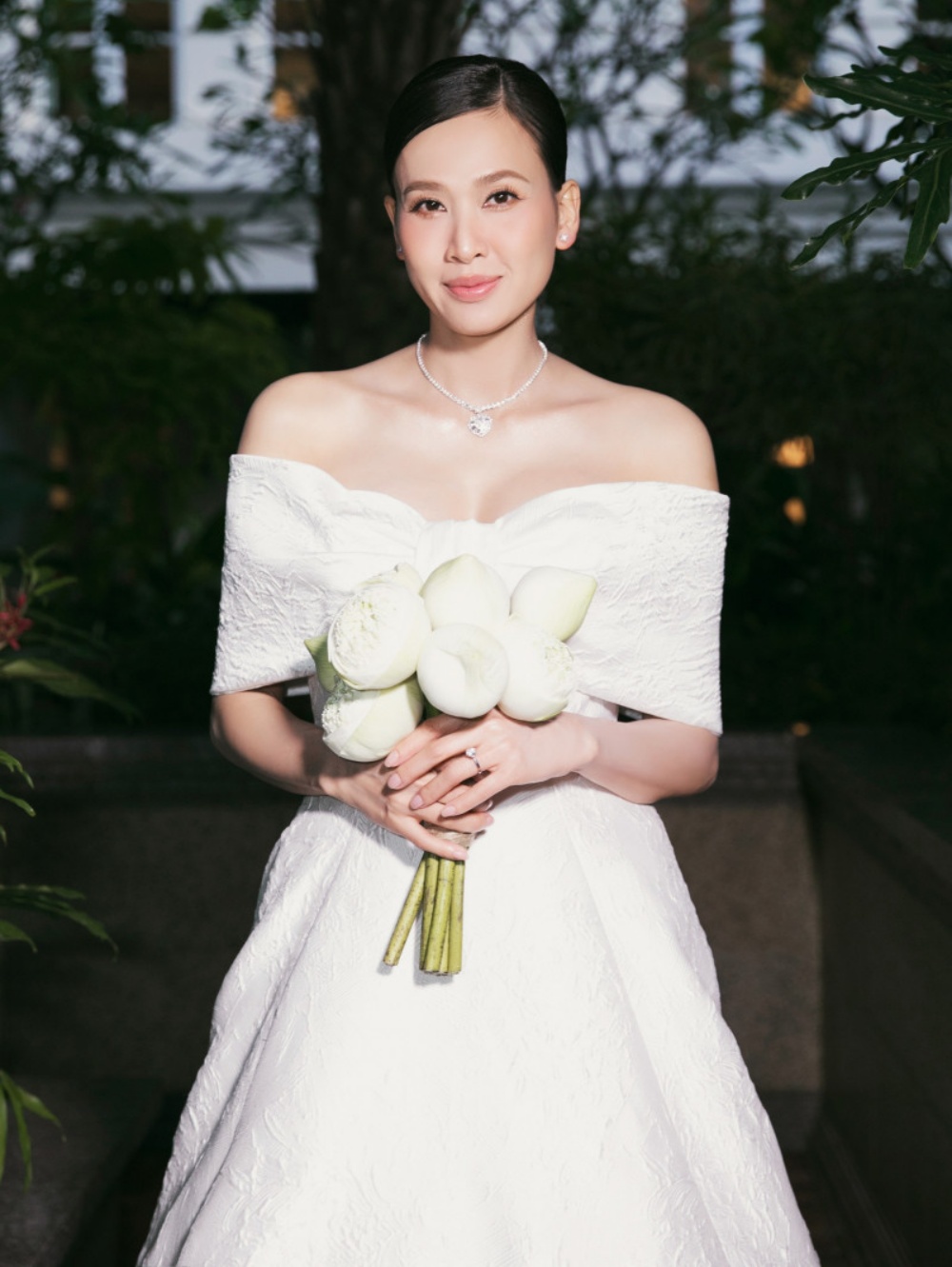 Phim Việt có 3 mỹ nhân đẹp chấn động: Nữ chính Hoa hậu bị cắt vai vì bê bối, 2 cô gái khiến triệu người tiếc nuối- Ảnh 9. Phim Việt có 3 mỹ nhân đẹp chấn động: Nữ chính Hoa hậu bị cắt vai vì bê bối, 2 cô gái khiến triệu người tiếc nuối- Ảnh 9.