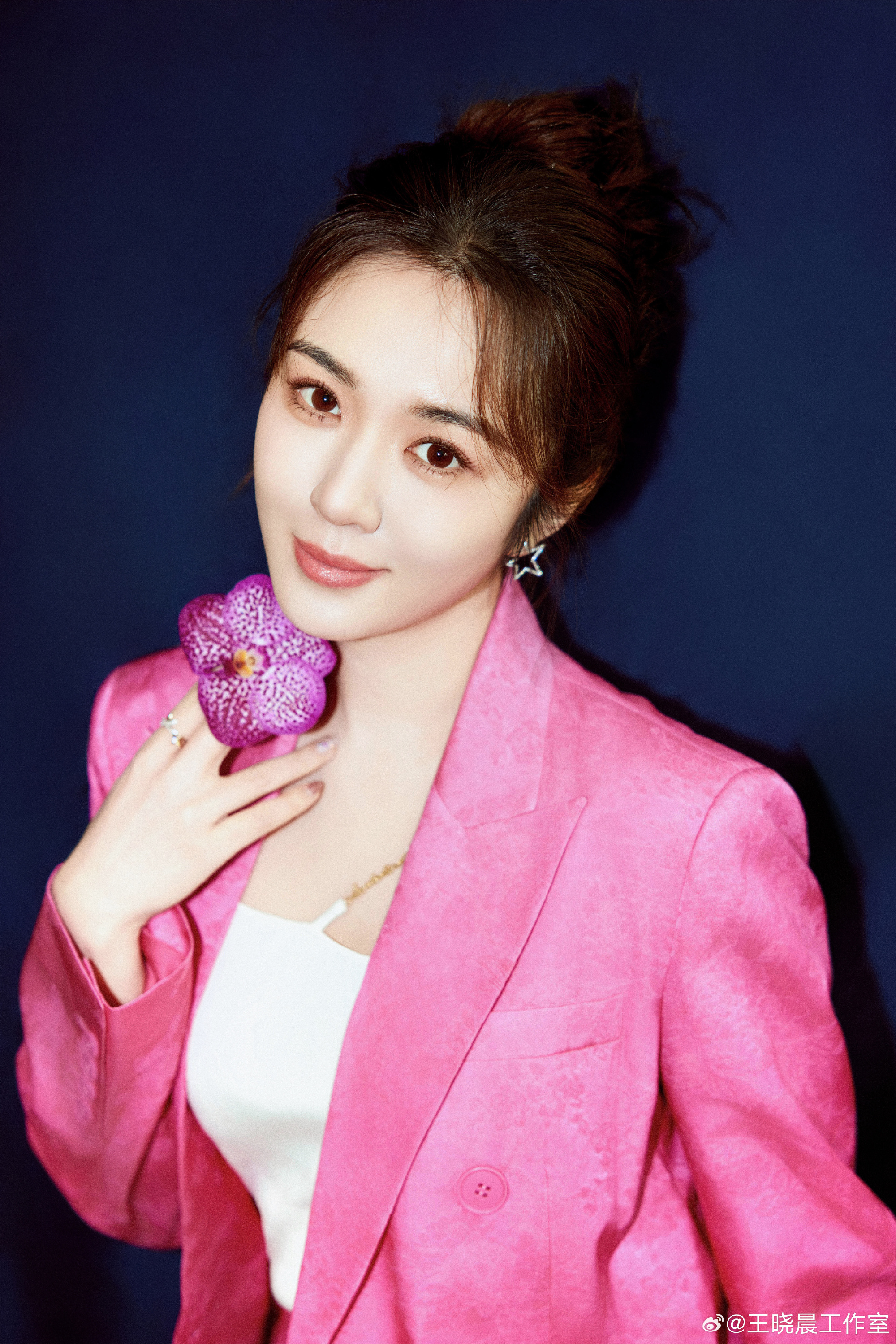 Cặp diễn viên hàng đầu chia tay sau 1 tháng đính hôn, nhà trai