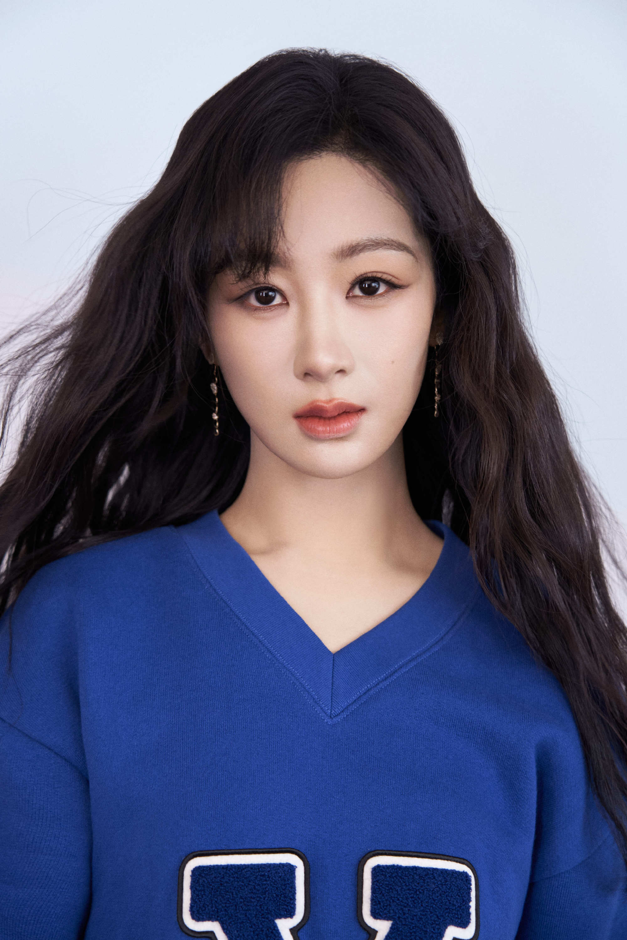 Danh sách 7 sao hạng S+ Cbiz 2025: Dương Tử bị mỉa mai