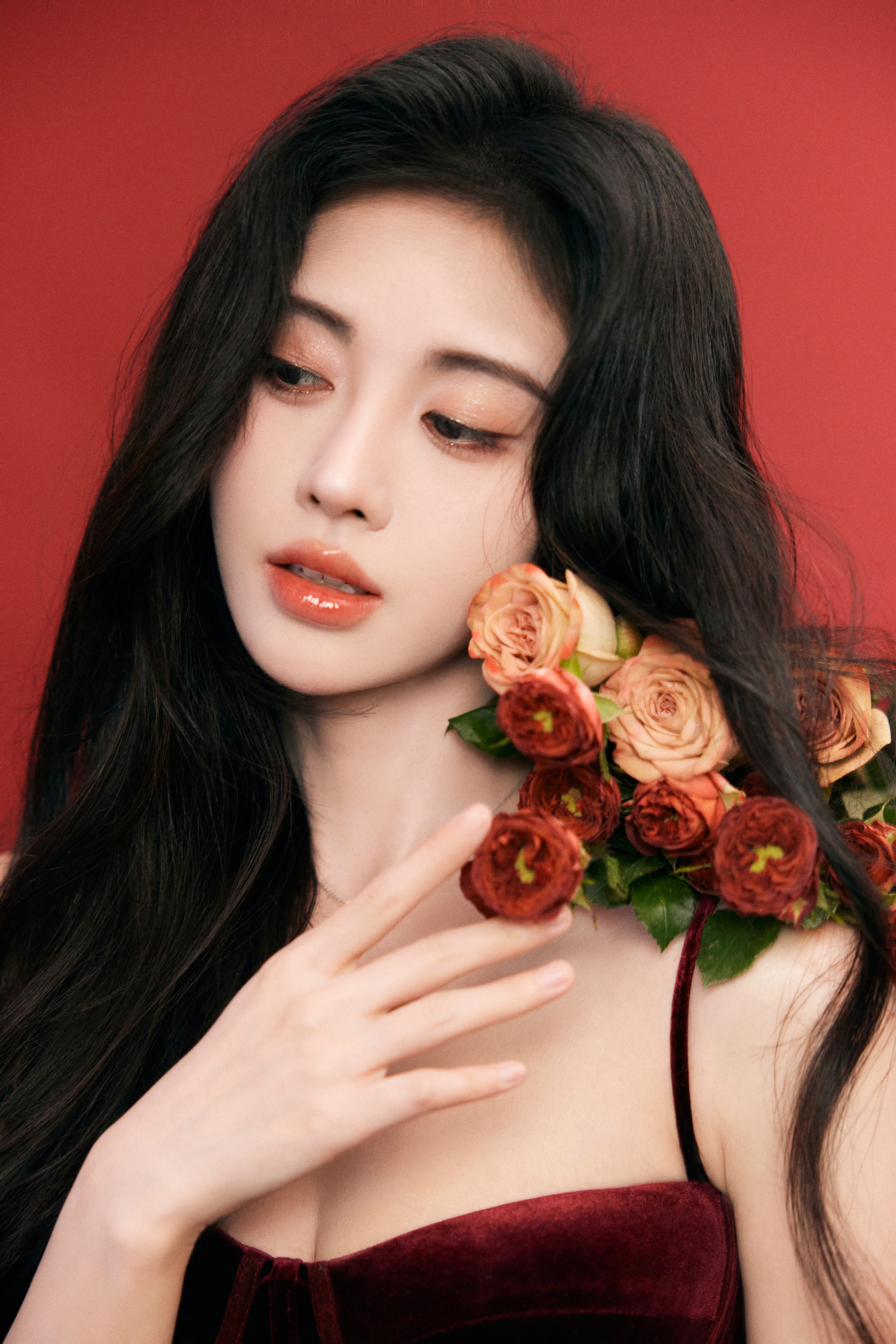 Danh sách 7 sao hạng S+ Cbiz 2025: Dương Tử bị mỉa mai