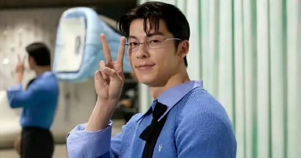 52 triệu người không chấp nhận nổi đây là Hứa Quang Hán 007bnbmjly1i5d3k3t92kj30qy0xowkn 1757833569212 17578335693931627228643 182 0 690 970 crop 1757833661300995159693jpg