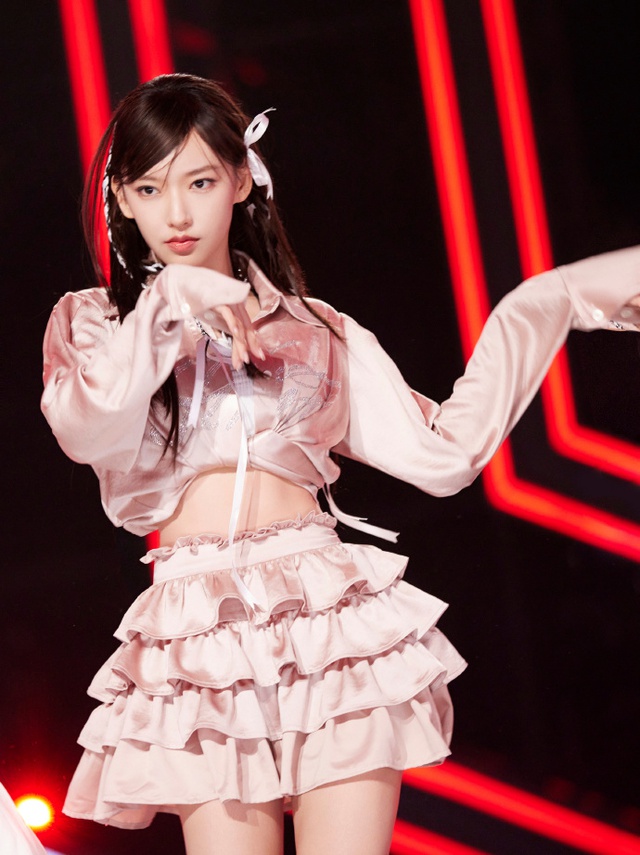 10 mỹ nhân 9X đẹp nhất Trung Quốc: Địch Lệ Nhiệt Ba xếp sau Triệu Lộ Tư, hạng 1 nghe tên ai cũng sốc- Ảnh 1. 10 mỹ nhân 9X đẹp nhất Trung Quốc: Địch Lệ Nhiệt Ba xếp sau Triệu Lộ Tư, hạng 1 nghe tên ai cũng sốc- Ảnh 1.